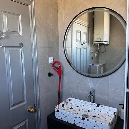 Apartment Vesna With Balcony & Free Parking