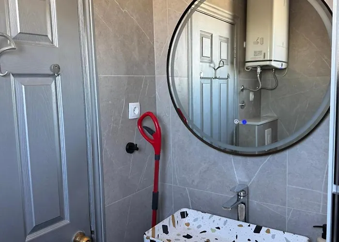 Apartment Vesna With Balcony & Free Parking